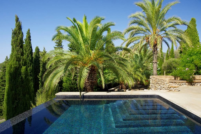 Garten entworfen von Maria Sagreras in der Finca Es Turó - Mallorca - Viveros Pou Nou