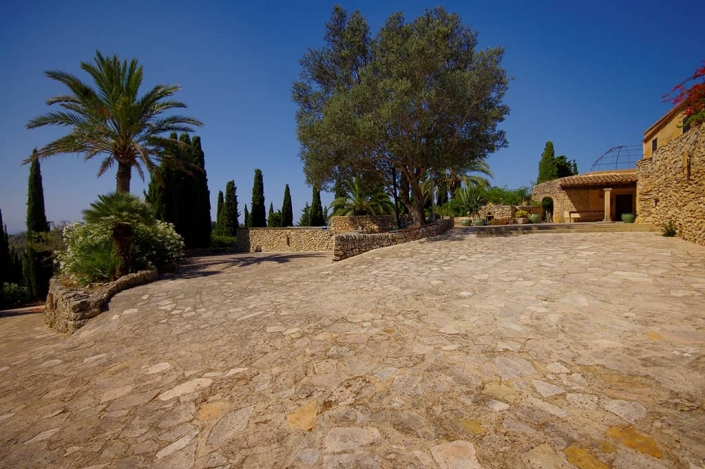 Garten entworfen von Maria Sagreras in der Finca Es Turó - Mallorca - Viveros Pou Nou